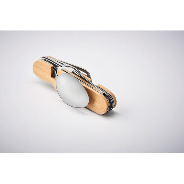 COUVERT CAMPING 6 PCS