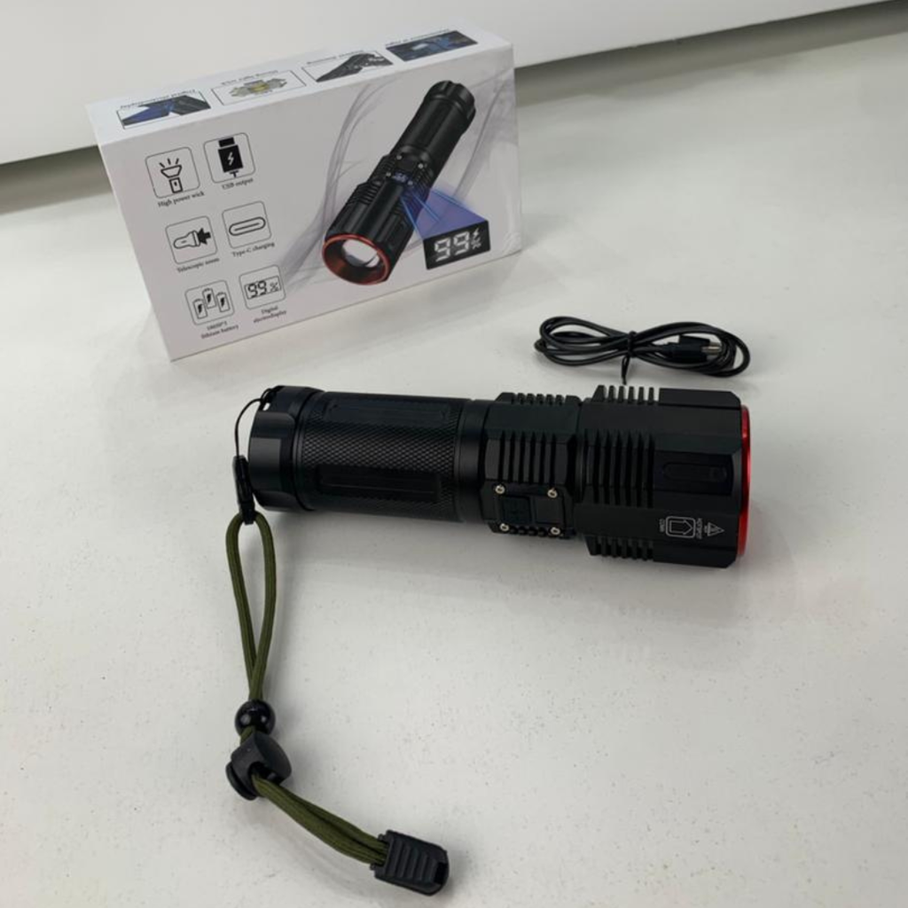 Lampe Torche LED 30W Haute Puissance